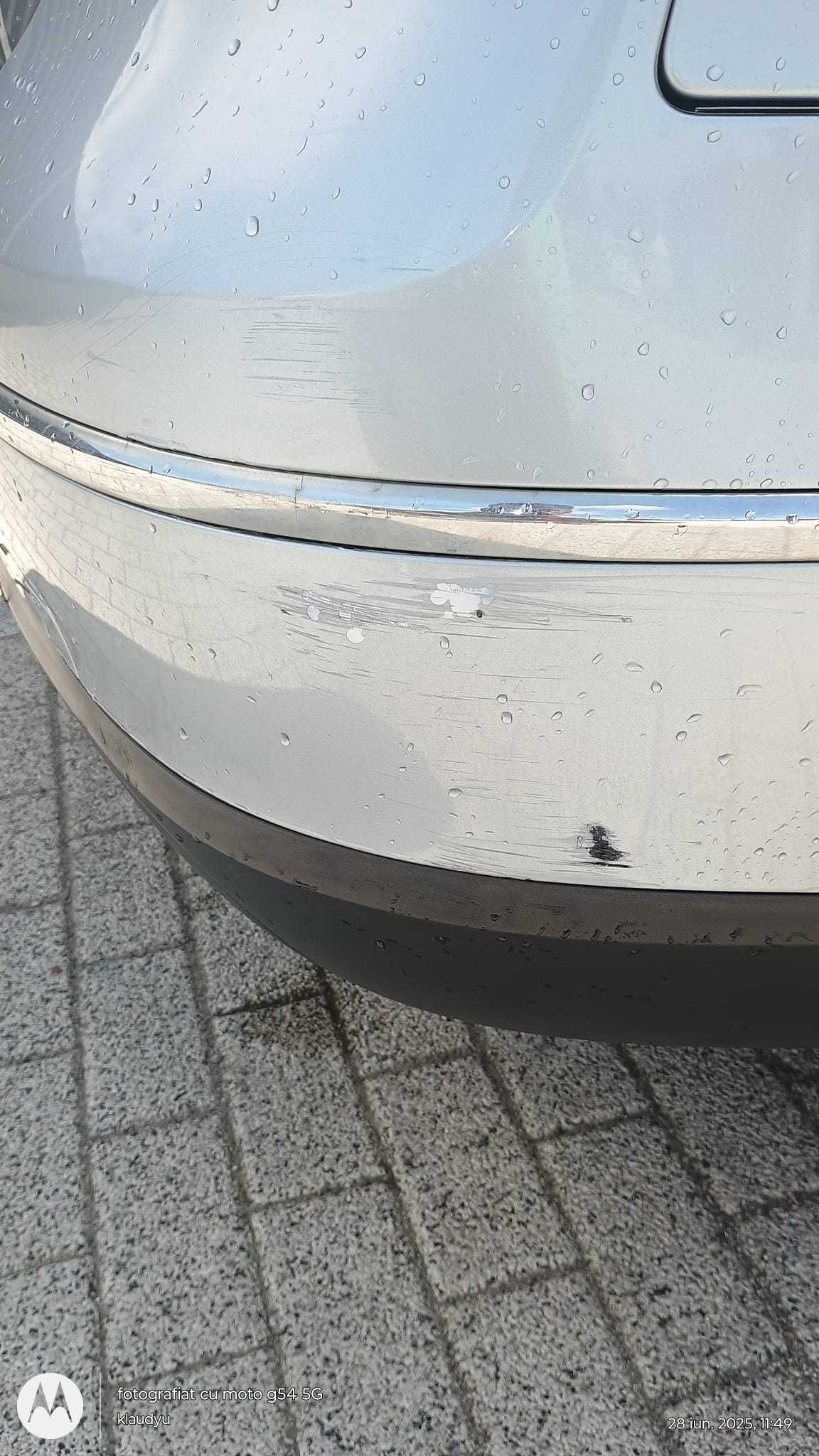 Vând Passat B6 -2006     1.6FSI-benzina