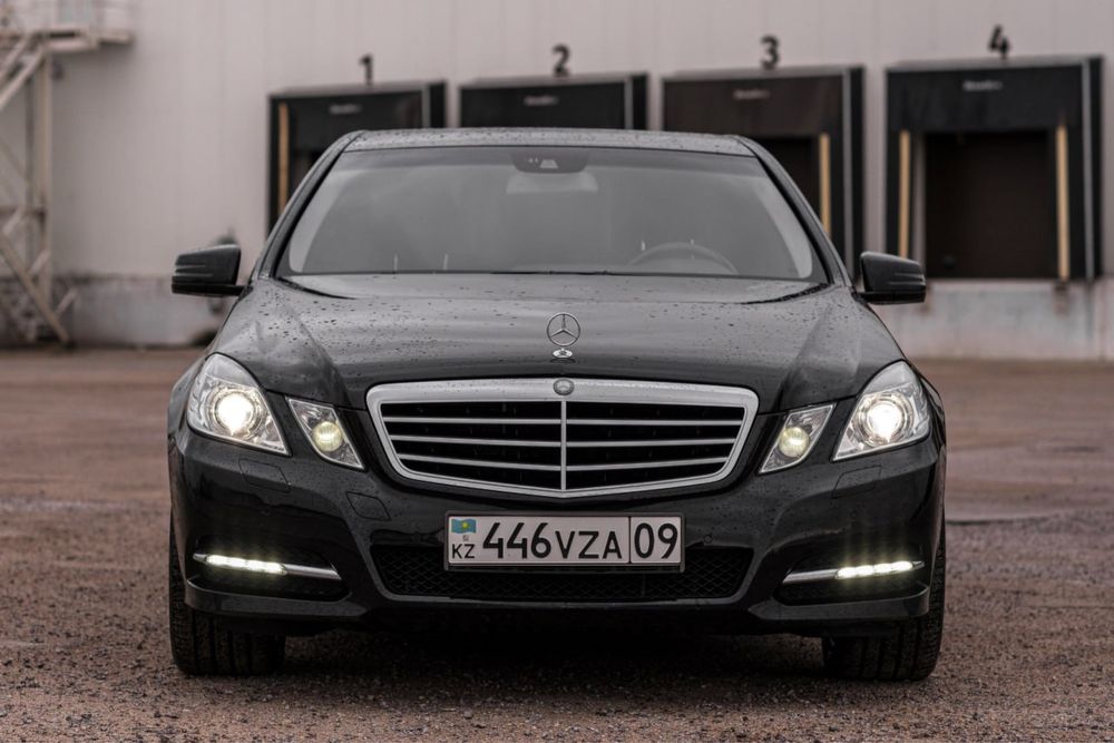 Mercedes-Benz W212 e350 4matic