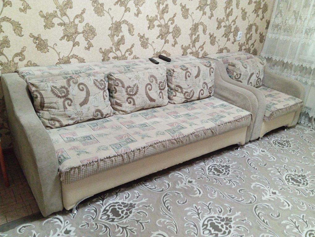 Продам диван и один кресло.