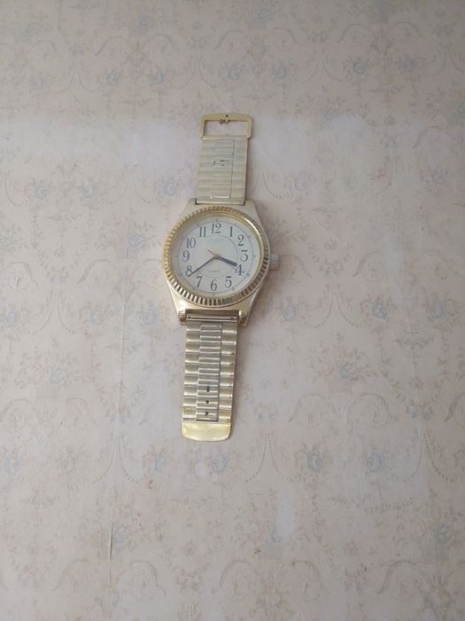 Antikvar soat oldingi soat  qisqasi zoʻr soat