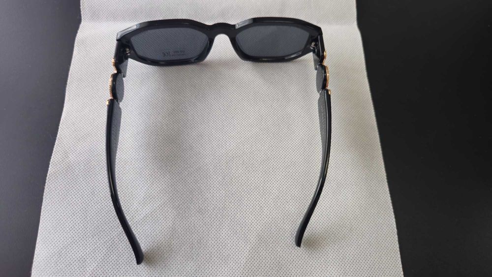 Ochelari de soare model Versace