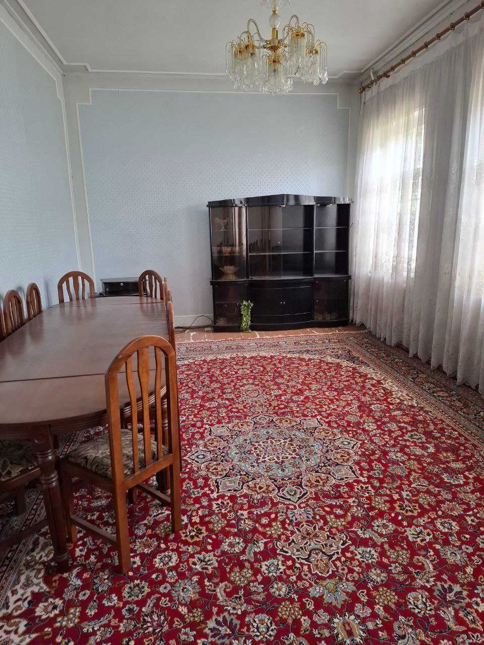 №3505.Продается Большой Дом в центре.