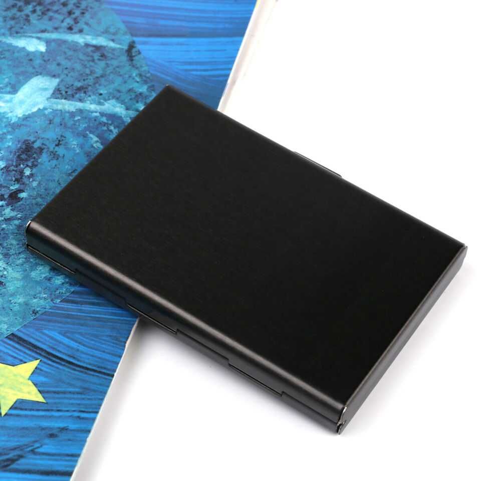 Метален портфейл RFID  със защита за безконтактни  карти и банкноти