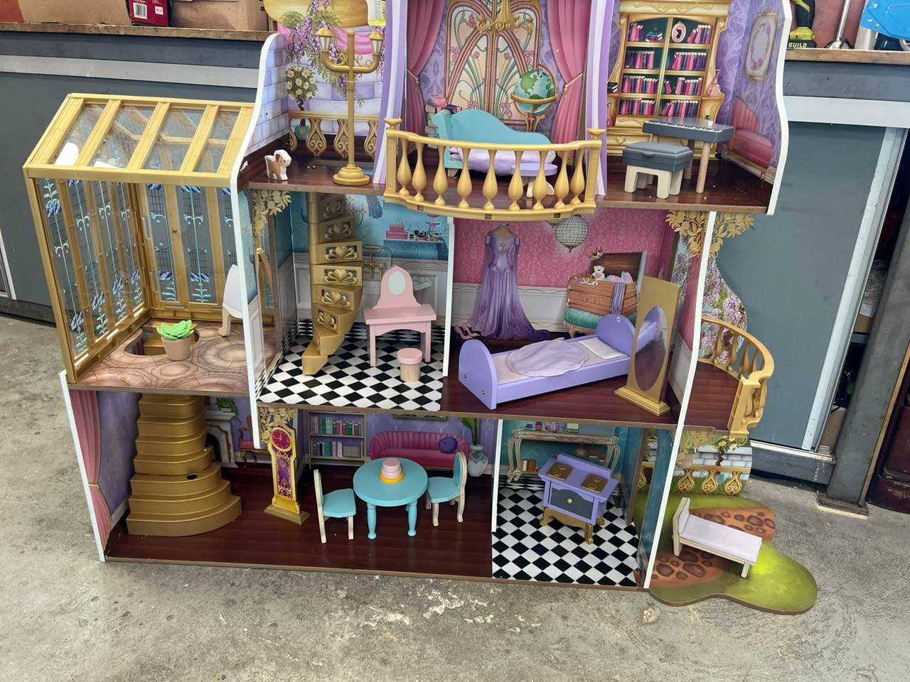 Kidkraft Дървена куклена къща Омагьосания замък 10153