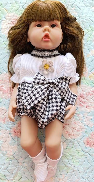 Кукла Алиса в отличном состоянии