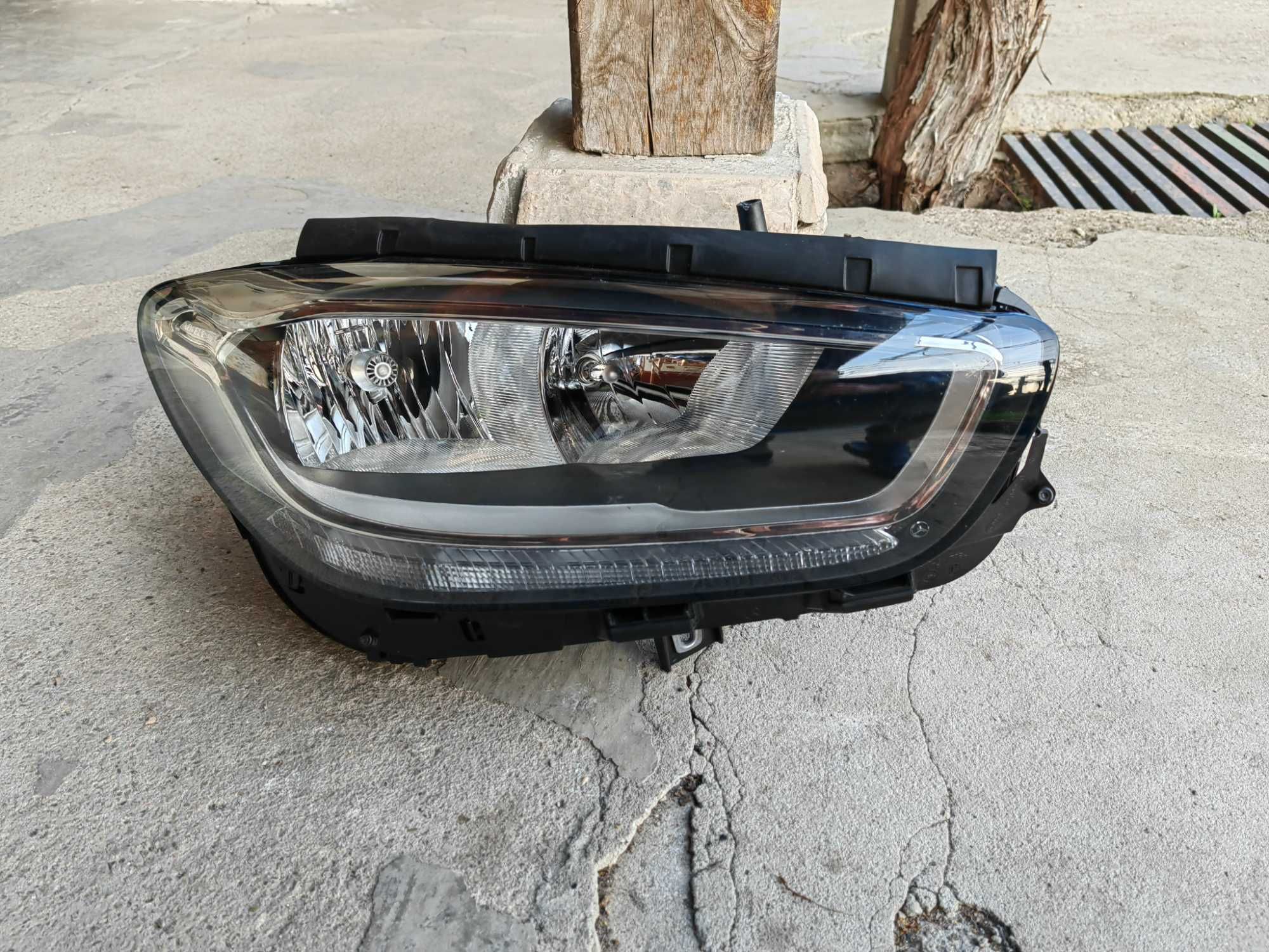 Фар Mercedes W247 B-Classa LED десен / Фар Мерцедес Б класа Оригинален