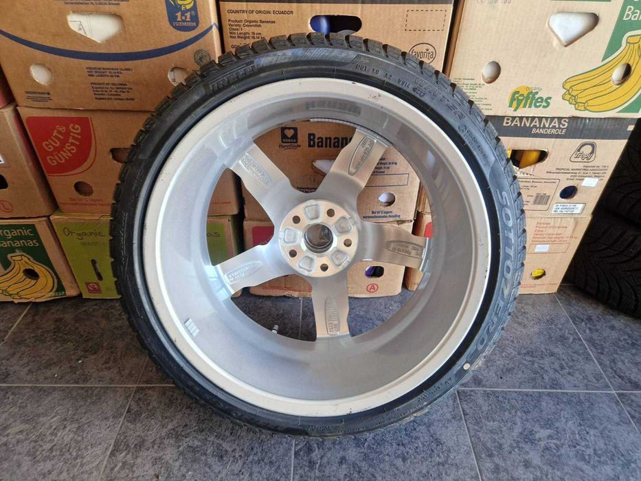 Audi TT R19 8S0 601 025 AG 
4 броя оригинални джанти