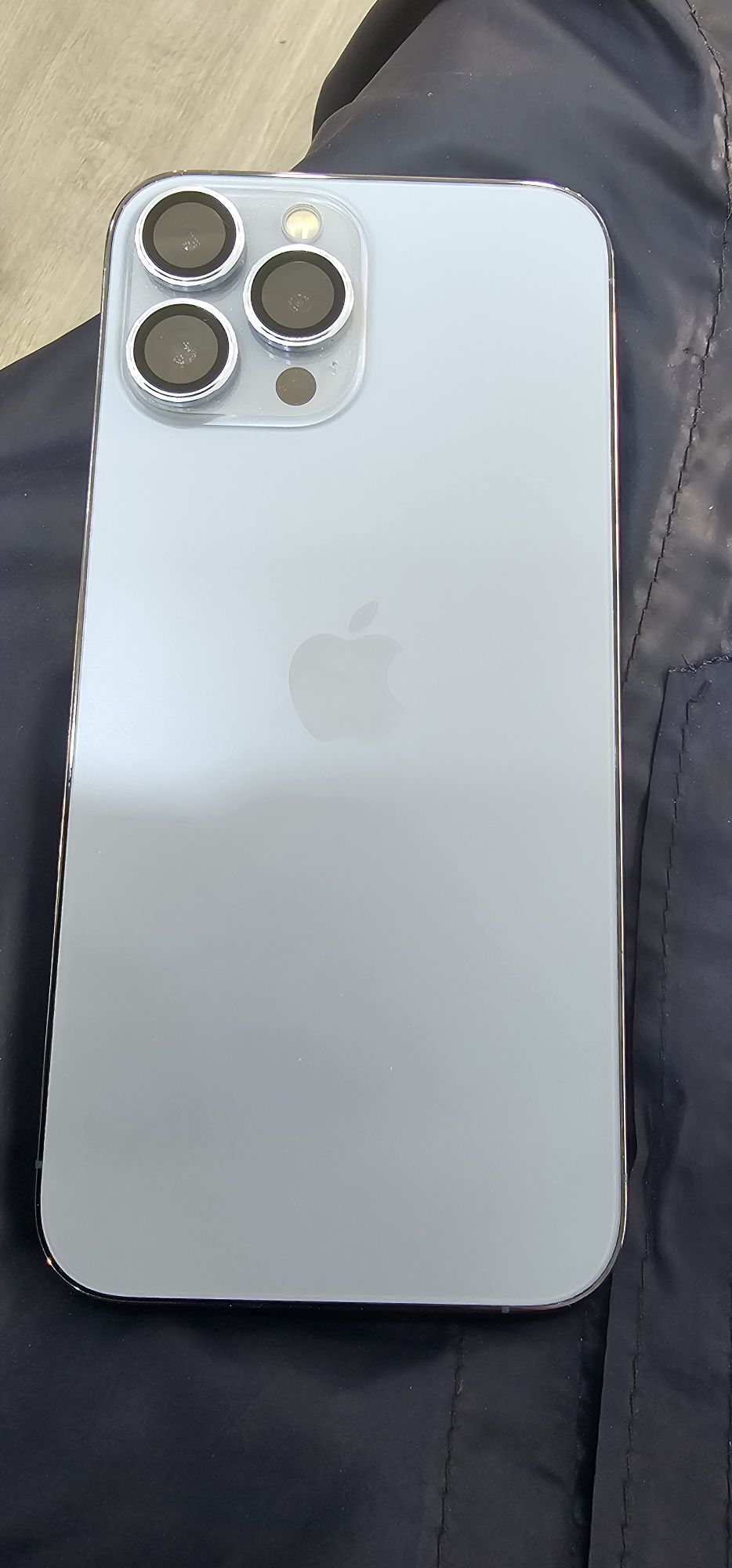 Phone 13 pro max