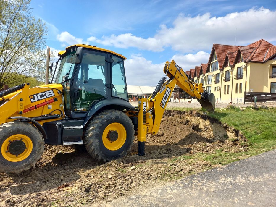 Inchiriez Buldoexcavator zona Deva-Simeria-Hunedoara si Imprejurimi