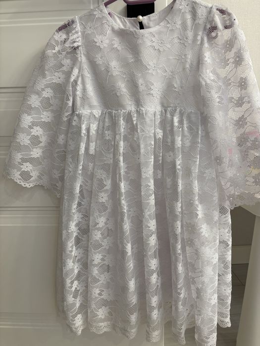 Красивое платье для девочки на утренник