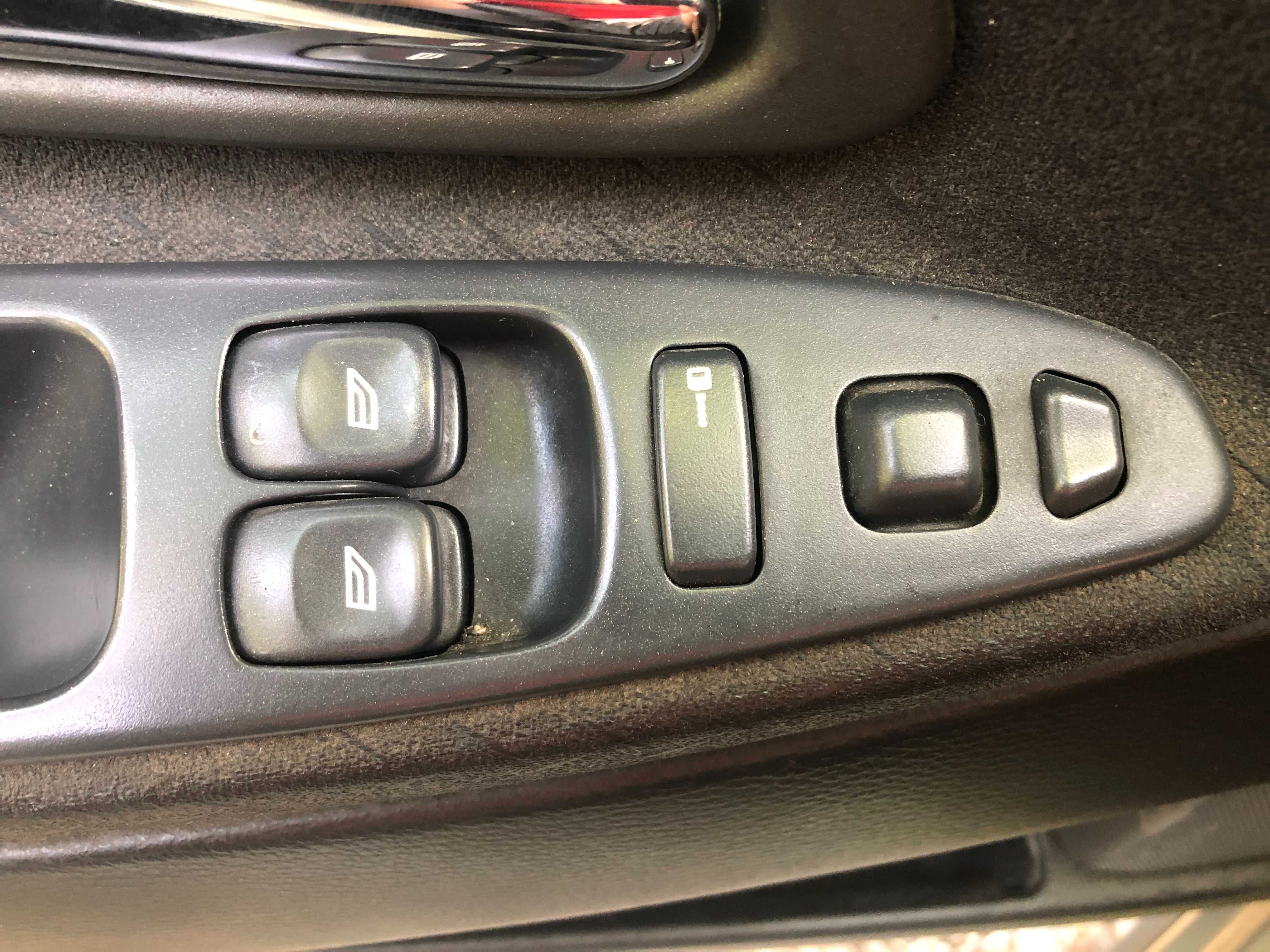 Volvo S40 1.8 - Волво С40