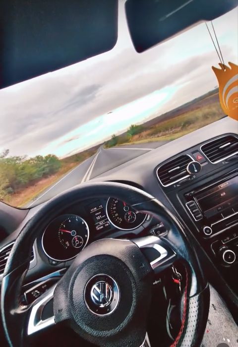 Vand sau schimb golf 6 gti