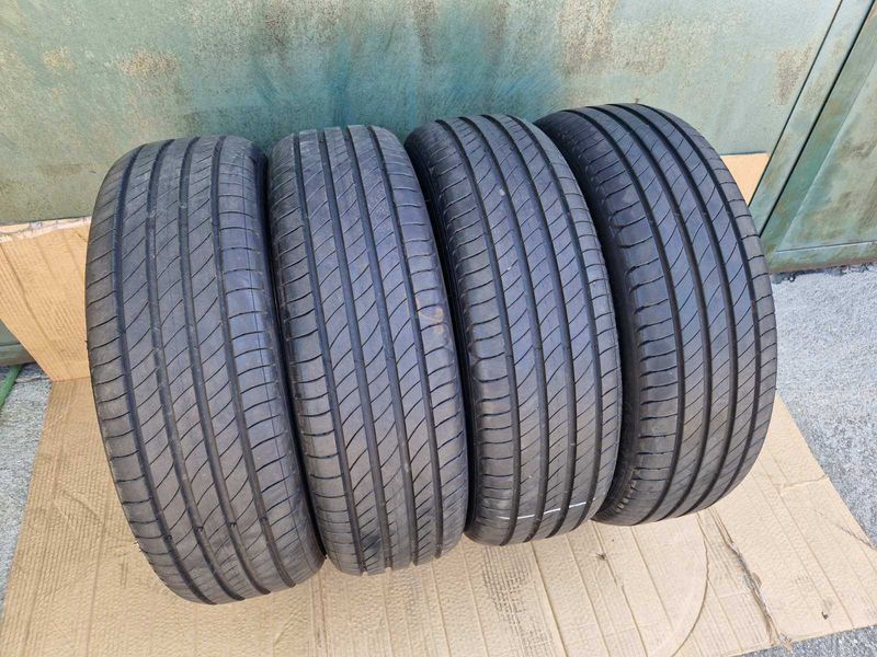 4 Michelin R18 195/60
летни гуми
DOT2224