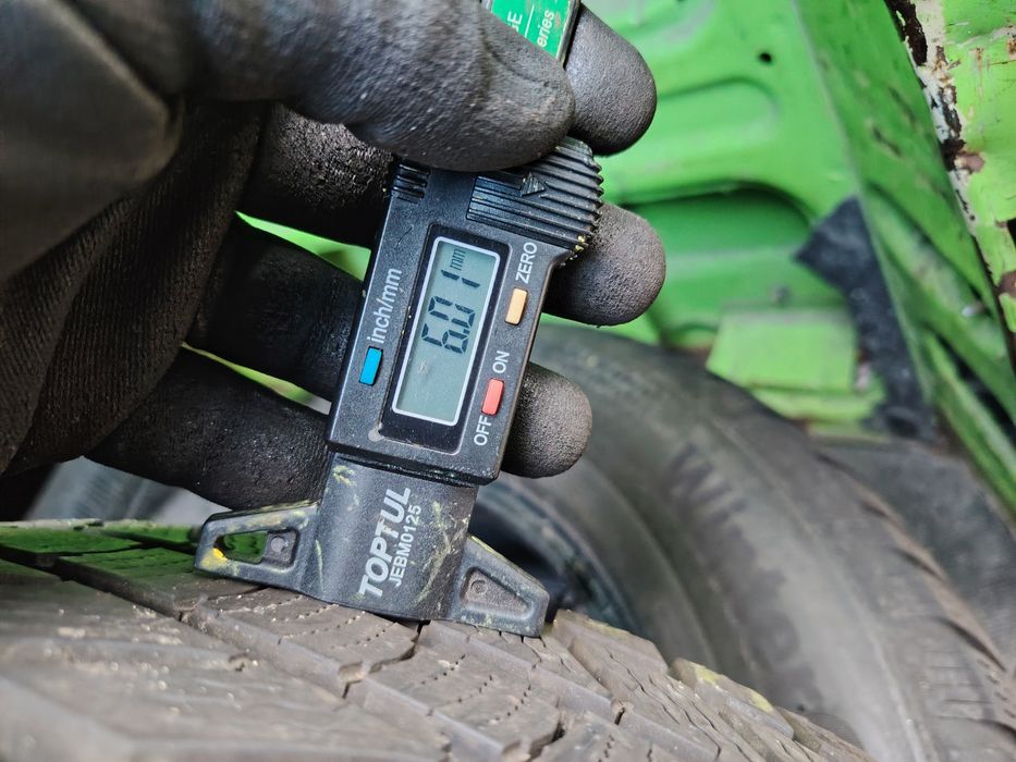 Anvelope MS iarna 235 60 18 continental 2023 6mm