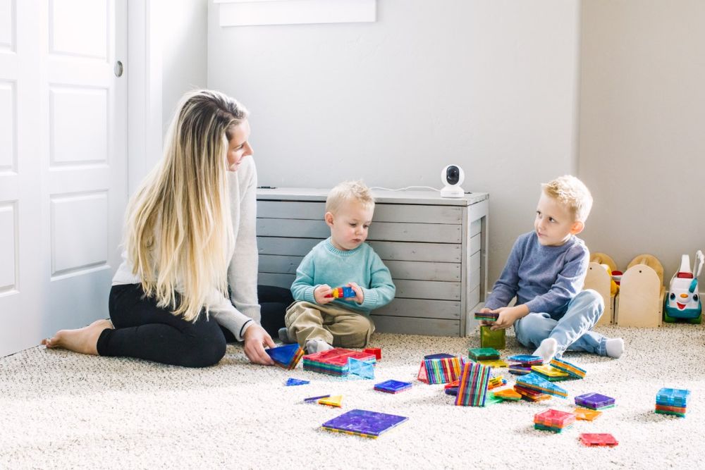 Camera de supraveghere cu WIFI Reolink E340, zoom optic 3x