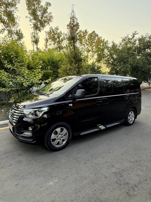 Срочно продается Hyundai Starex