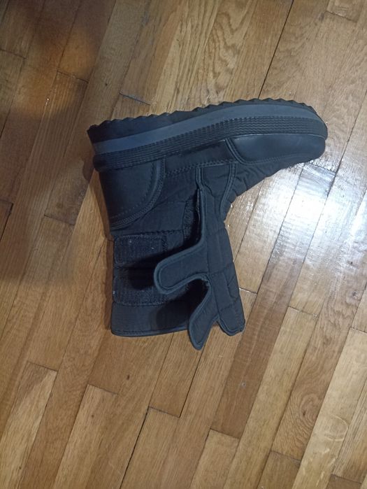 Vând cizme unisex  mărimea 38,5-39