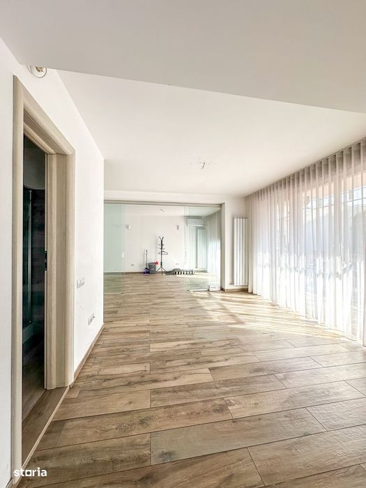 Spatiu Comercial - Unirii - Imobil 2018 - 3 Intrari -Parcare inclusa