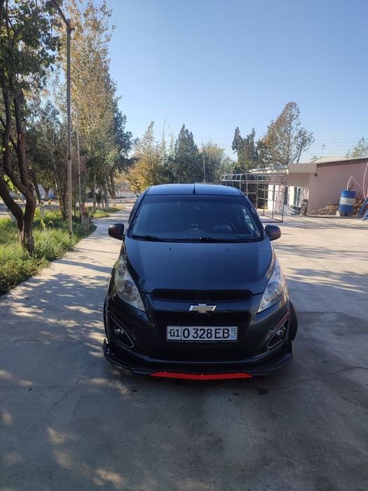 Автомобиль Спарк