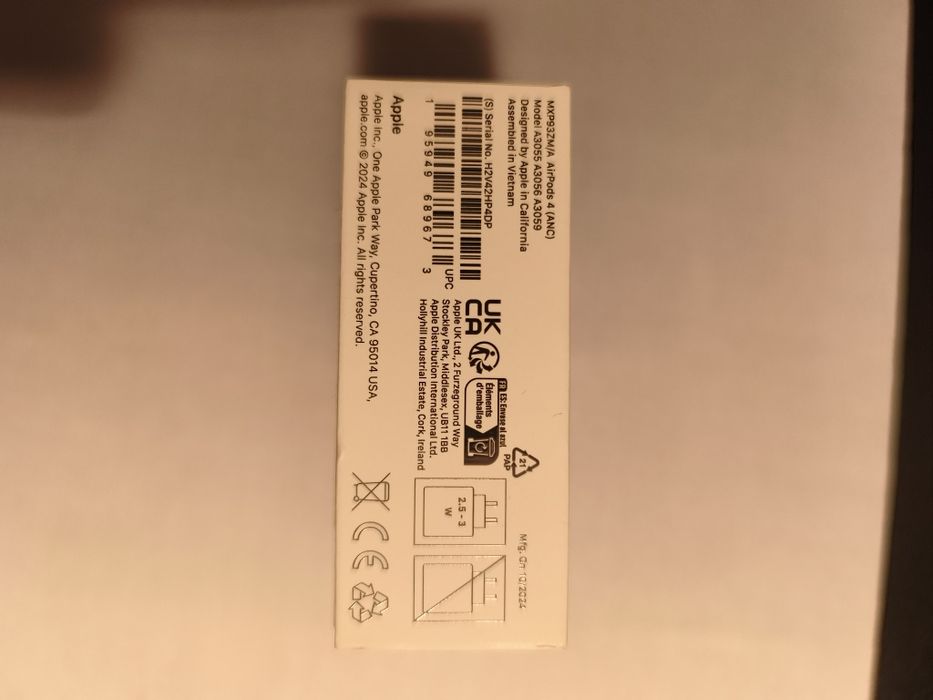 Căști Apple AirPods 4