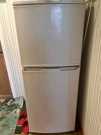 Срочно связи с переездом продаю холодильник в хорошем состоянии