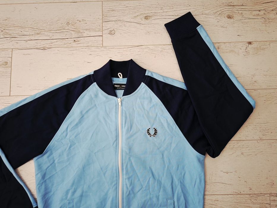 Fred Perry-Ориг.суичър Нов!