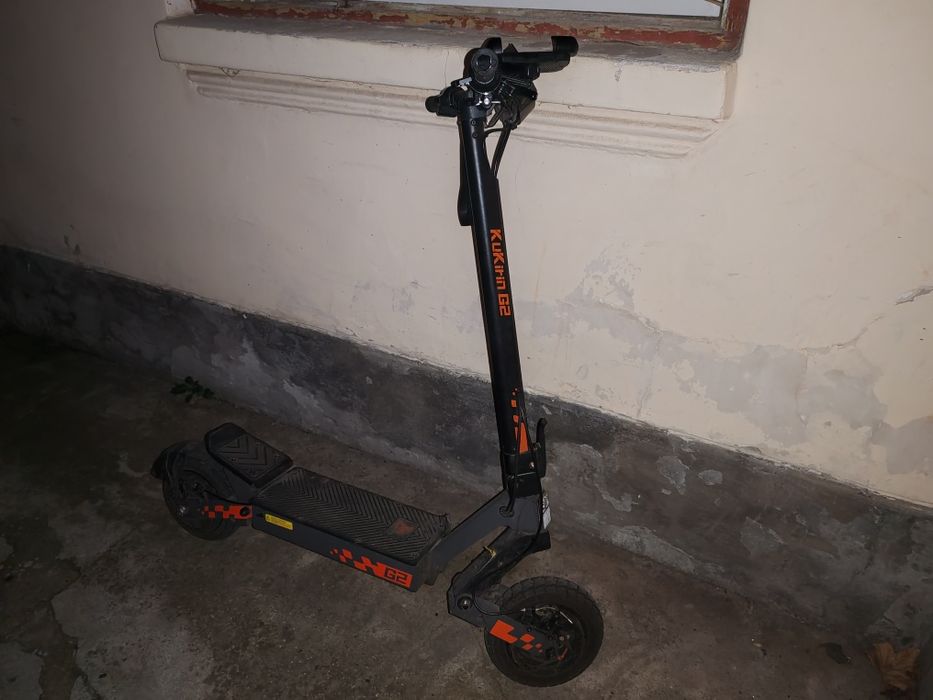 Kukirin G2  Trotineta