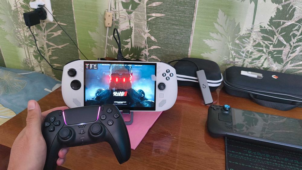 Lenovo legion go S, 32 Гб, 1000гб. Steam OS, Z2 go