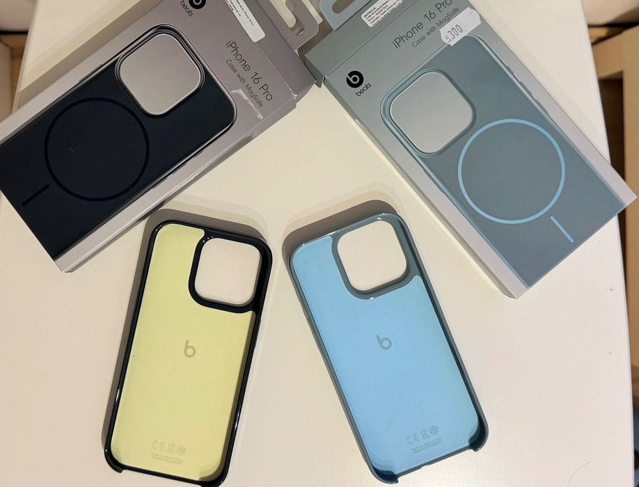 Huse originale Beats pentru Iphone 16 Pro