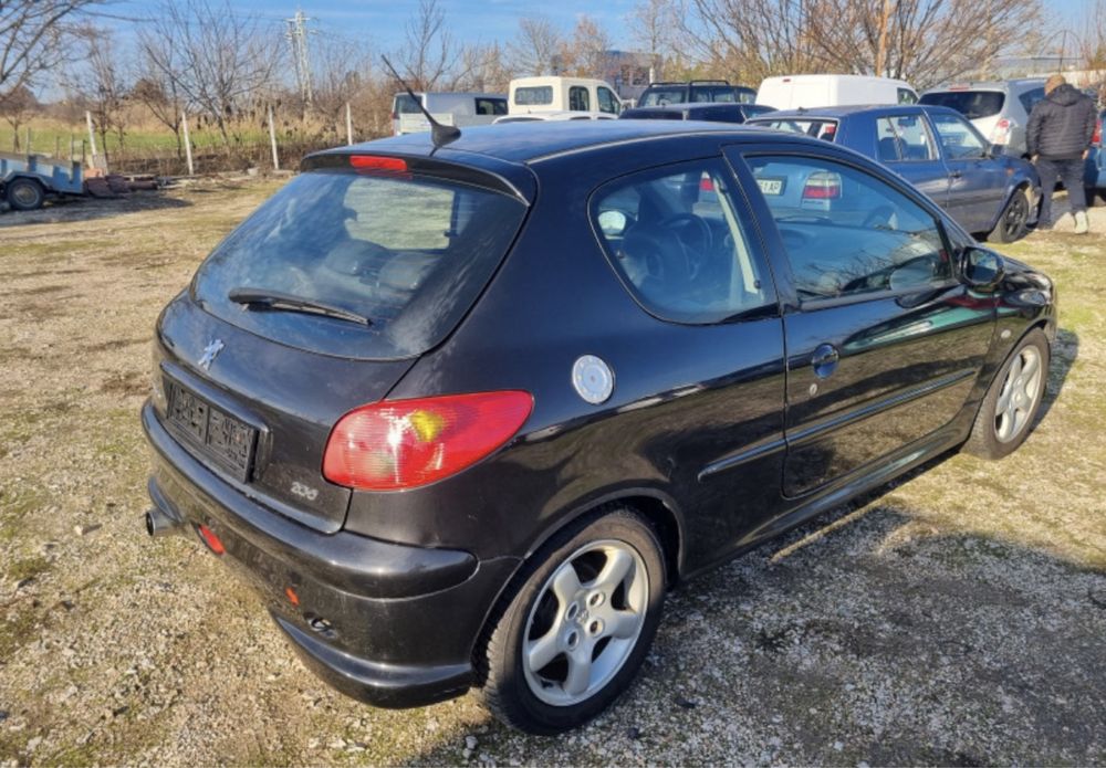 Peugeot 206GTI 2.0i 136hp top