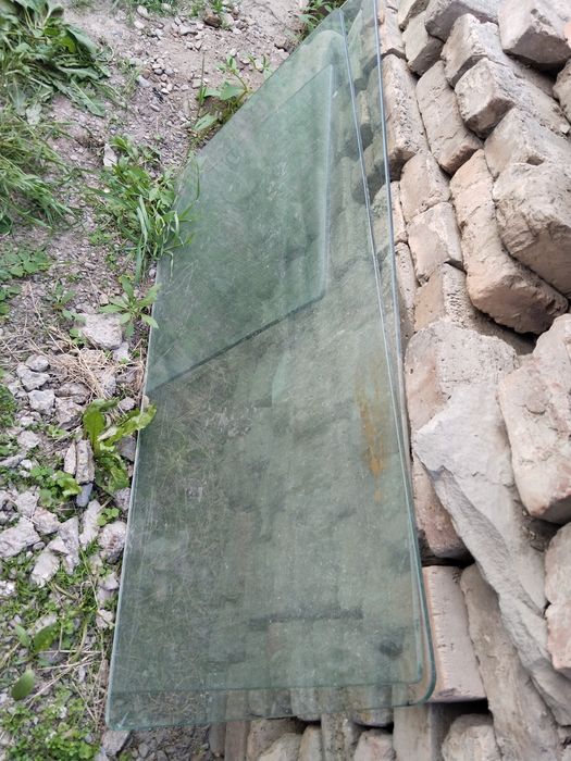 Поставка стекло калёныи толстыи продам