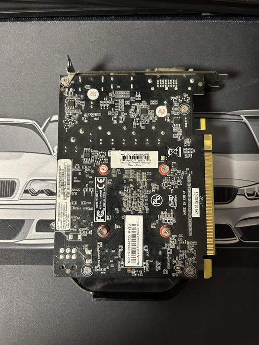 Placa video GTX 1050 2GB DDR5 128bit