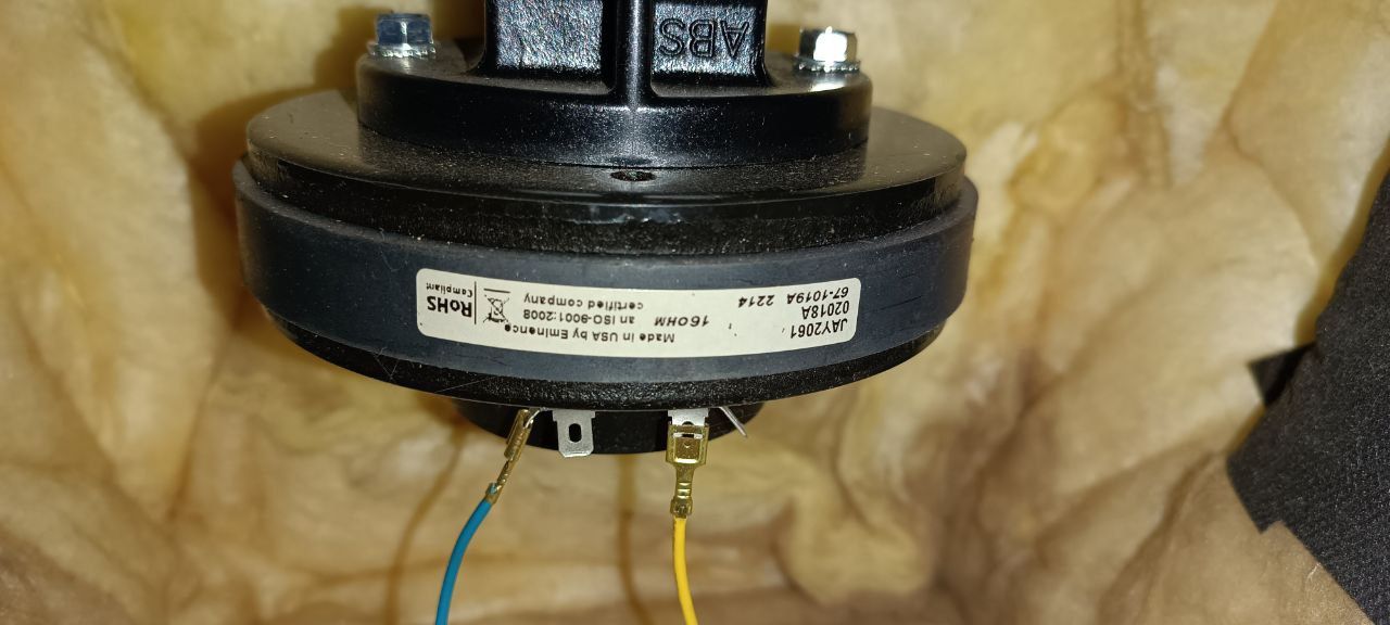 Yamaha s115v Made in U.S.A.