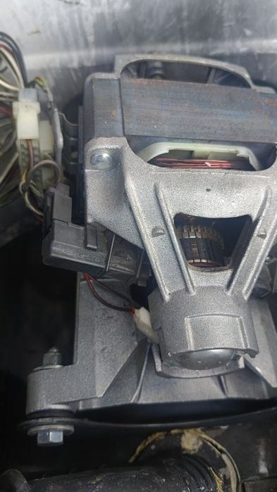 Продам матор на стиральная машина