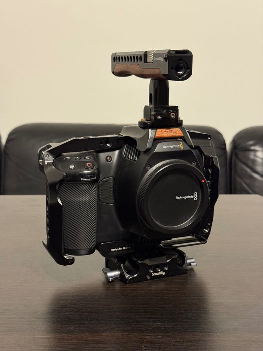 Camera Video - Blackmagic Pocket 6K Pro + Cage, Card, Handle, Baterii