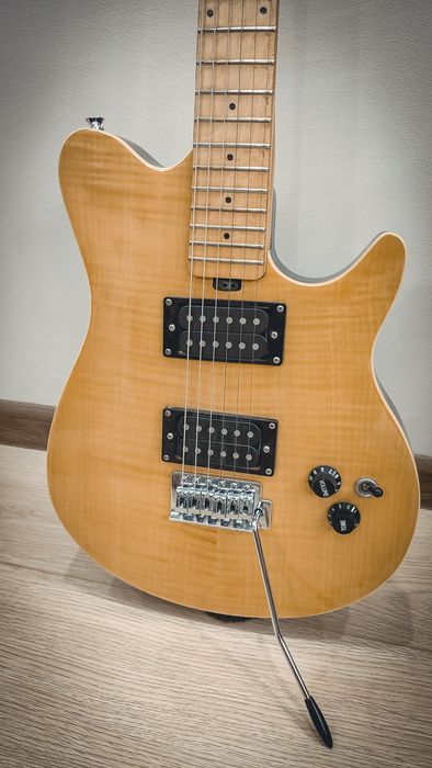 Music Man Axis китара