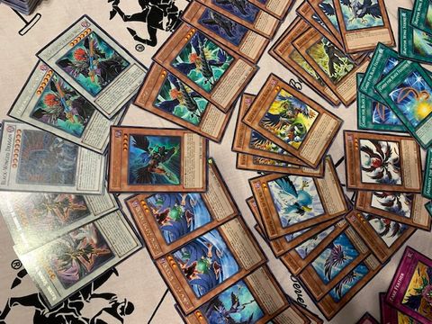 Продажба на Yu-Gi-Oh! yugioh карти сингли готови тестета лотове и т.н.