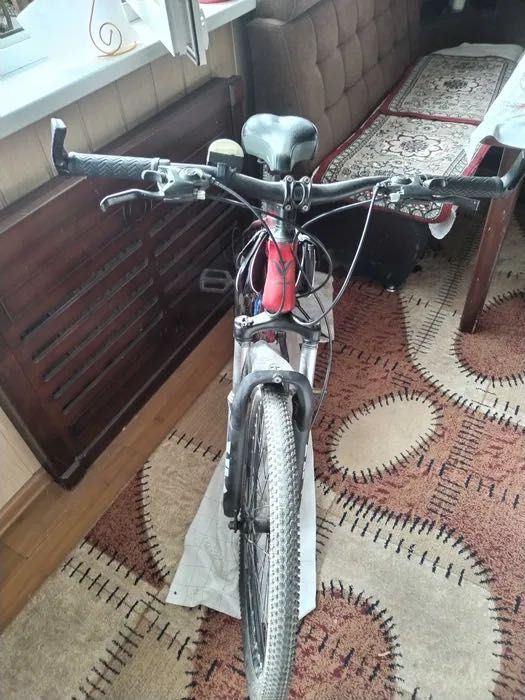 Скоростной велосипед б/у в отличном состоянии