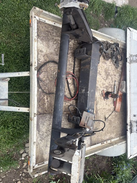 Lift hidraulic bar cu capacitate de ridicare 750-2000