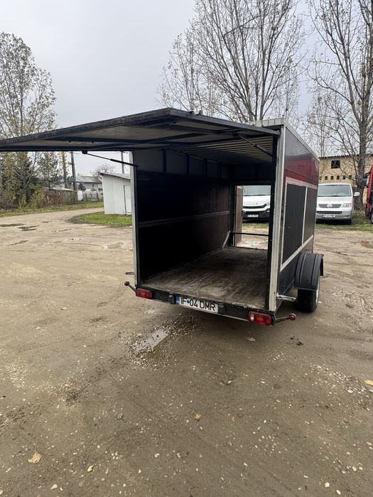 Remorca inchisa 750kg 2 usi