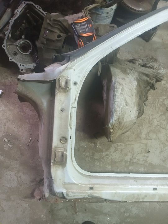 Левая бочина приора с задним стаканом