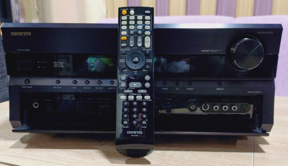 Onkyo TX-SR806EU
