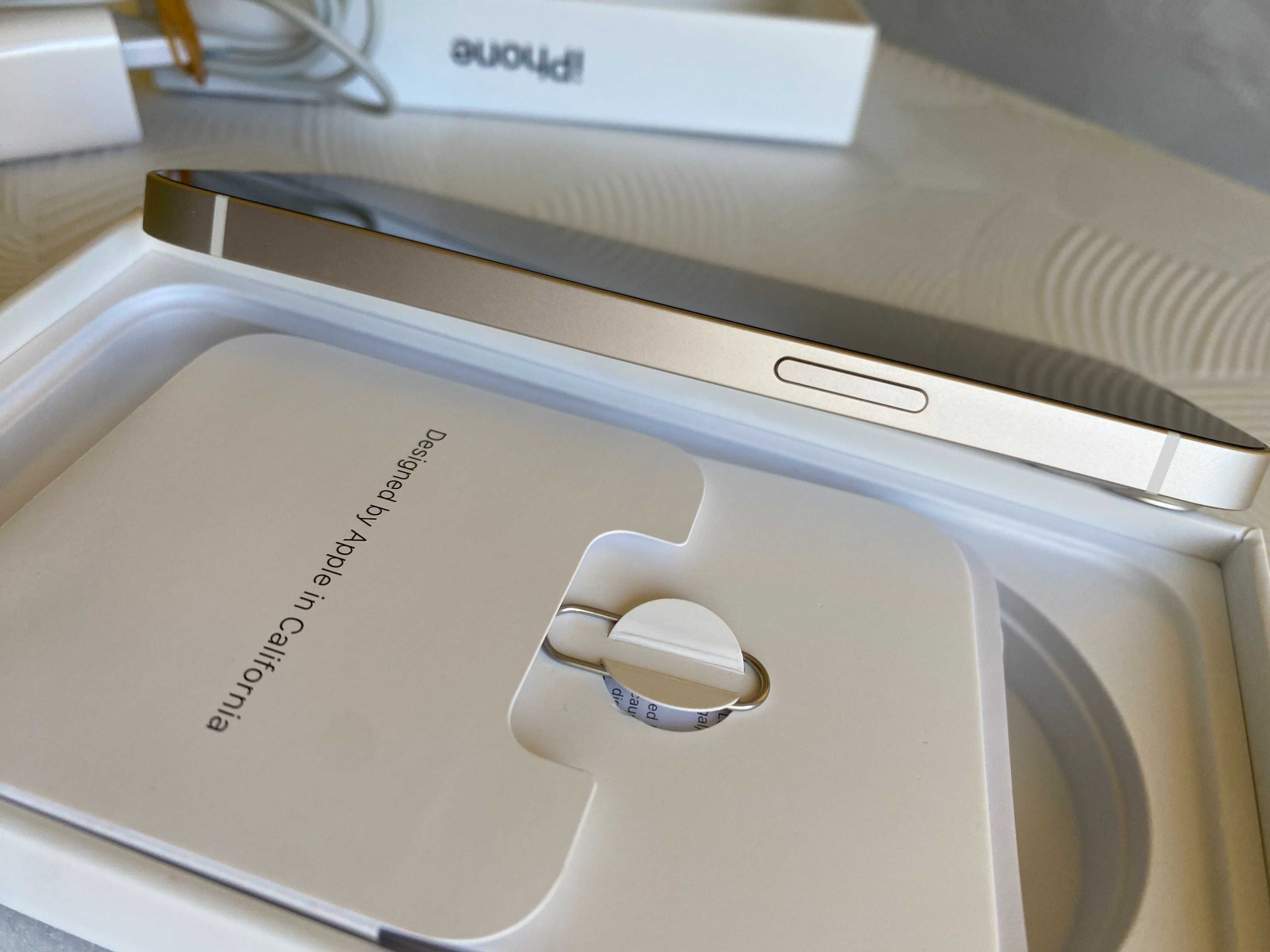 Apple iPhone 13 - 128GB - Starlight