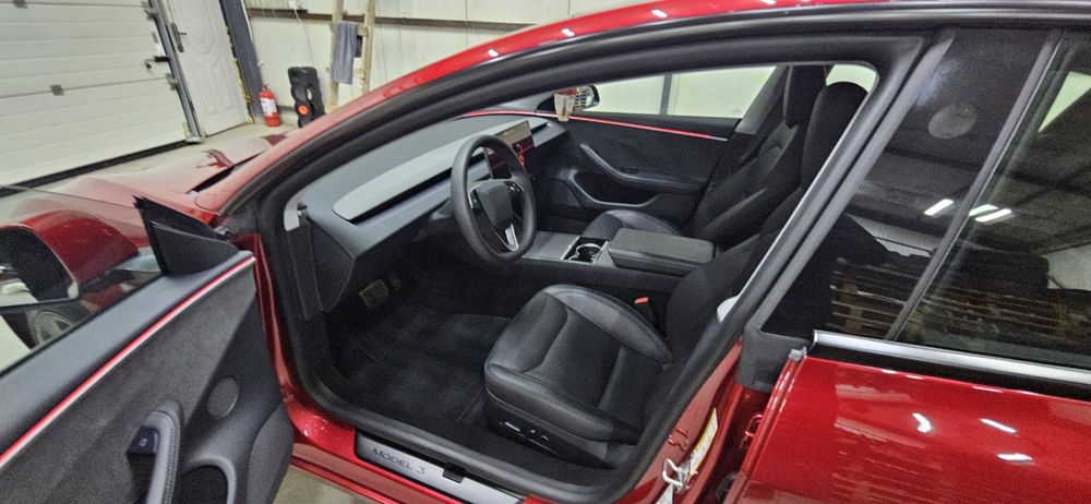 Vand tesla 2024 long range 4x4 highlander 42.000 km