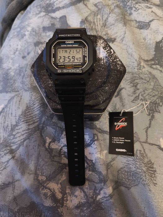 2 броя часовници Casio G Shock и Aeromeister