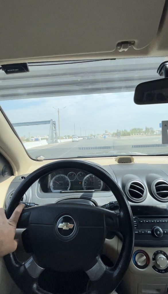 Продаю машину нексия 3 автомат выкуп обмен на спарк кобальт жентра?