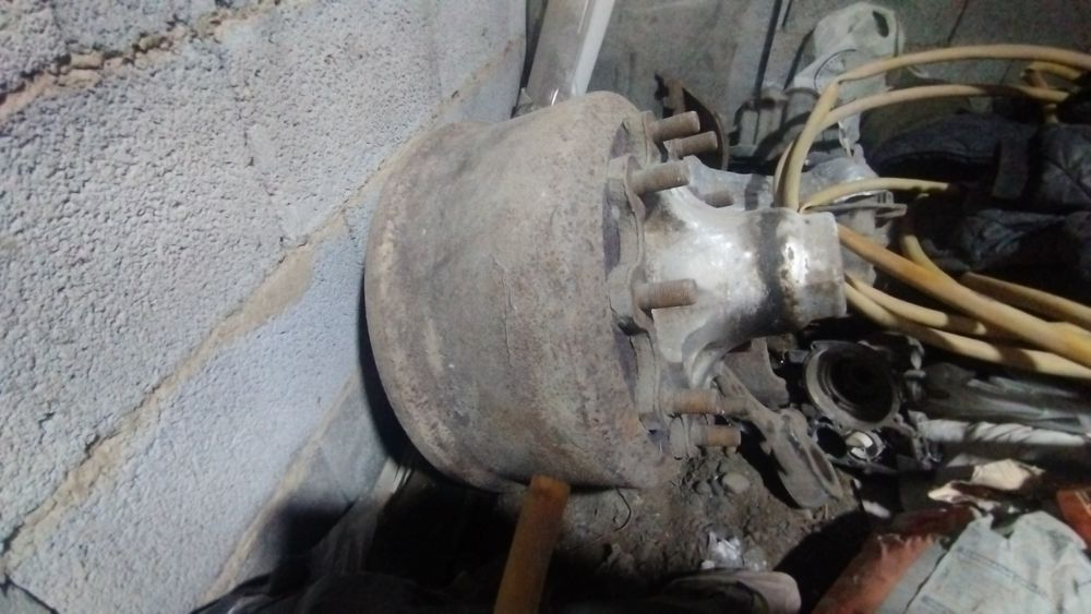 Продам ступицу в сборе с барабанном  BPW  -22.5   в хорошем состоянии