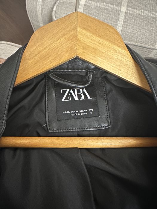 Мъжко кожено яке Zara