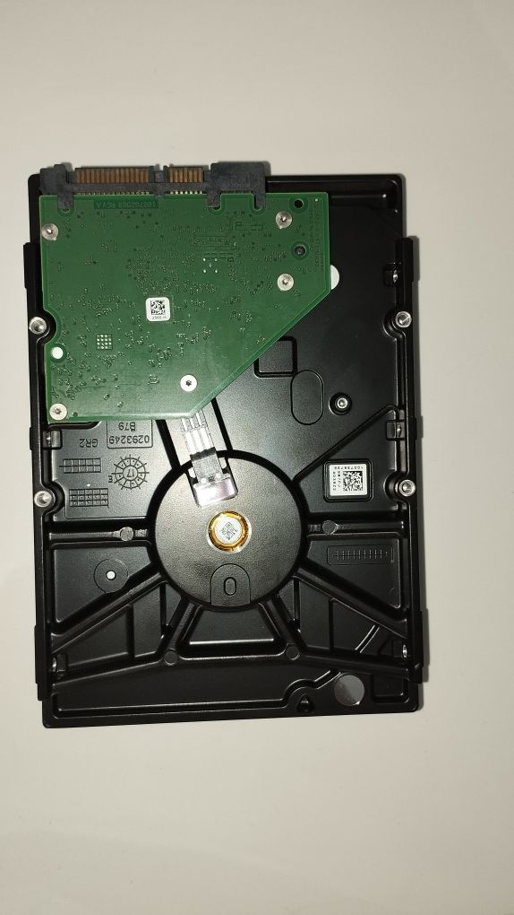 Seagate 2 TB жесткий диск