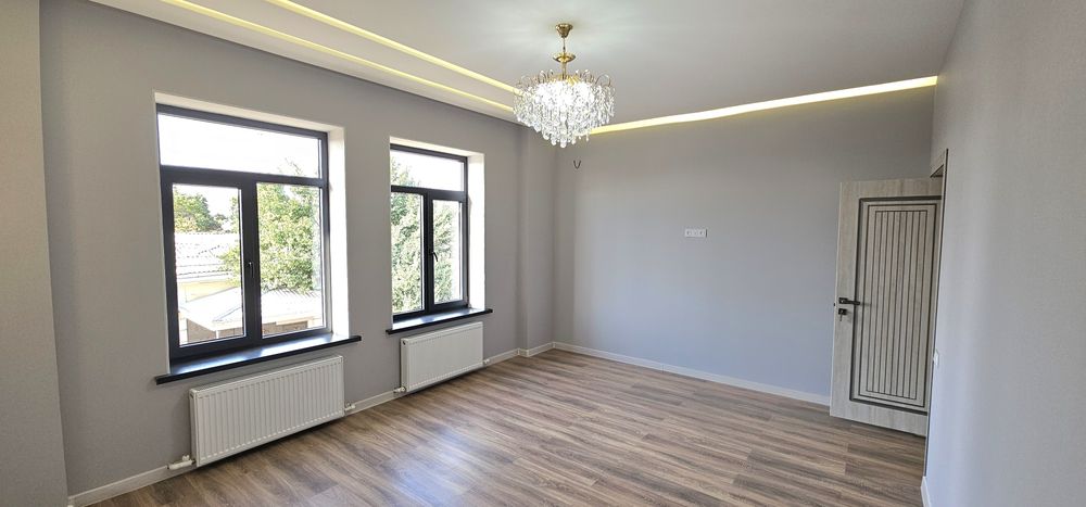 Kirib yashashga tayyor 3.5 sotix uy sotiladi. Uy egasiman.